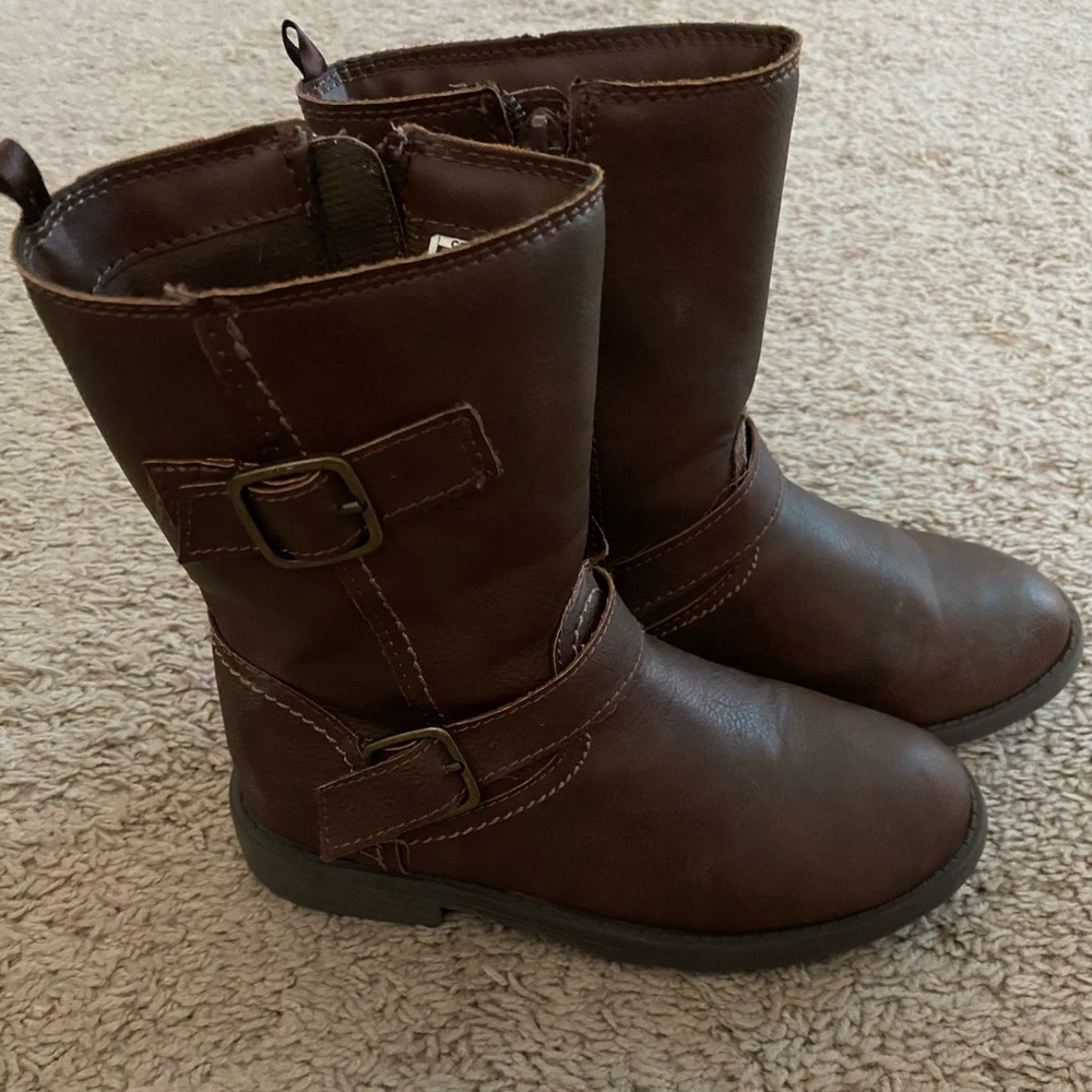 Girl boots